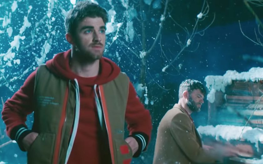chainsmokers in kills you slowly music video playing music in the snow