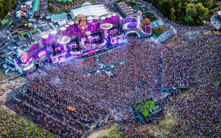 aerial shot of tomorrowland 2018, there's a shit load of people